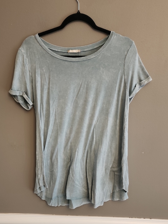 Altar'd State Tops - NWOT Altar'd State Washed Chambray Light Blue Short Sleeve Crewneck Tee